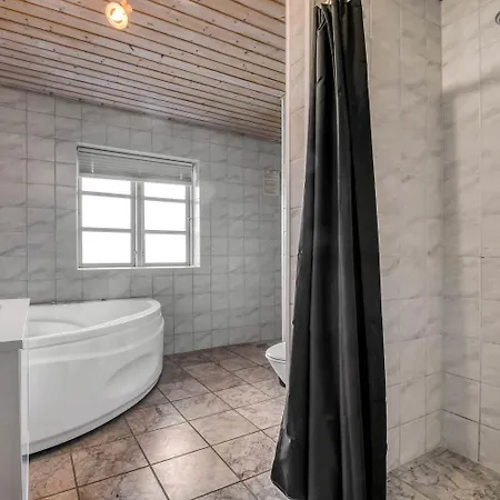 Beautiful Log House With Free Wi-fi-sj655 * Harboør