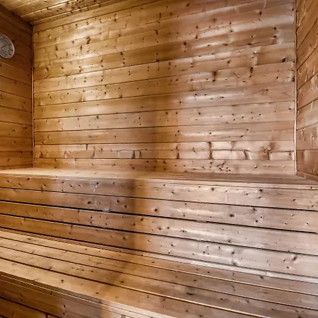 Beautiful Log House With Free Wi-fi-sj655 *